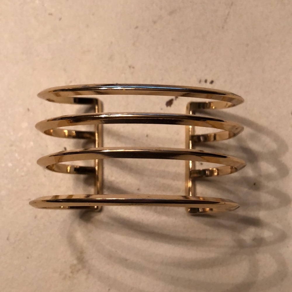 Women’s bracelet